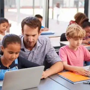 SUPERVISÃO E ORIENTAÇÃO ESCOLAR